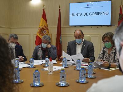 Imagen La Junta de Gobierno de la Diputación aprueba las bases para nuevas convocatorias de provisión de puestos de trabajo